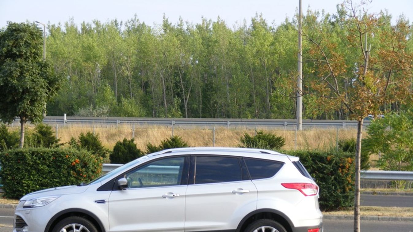 Ford Kuga 2,0 TDCi - Két lépés előre