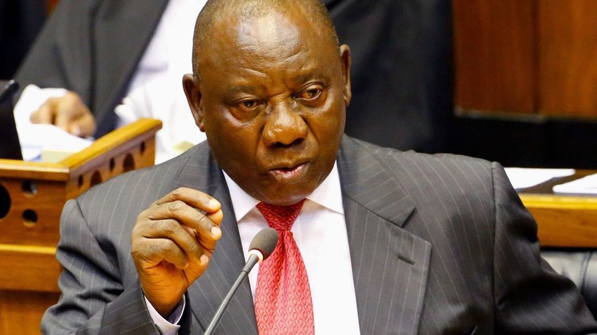 Kapott egy pofont az USA: Dél-Afrika nem talált bizonyítékot az oroszországi fegyverszállításra