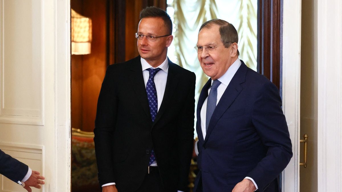 Mi a magyar érdek a változó világrendben? – az NKE docense a Mandinernek