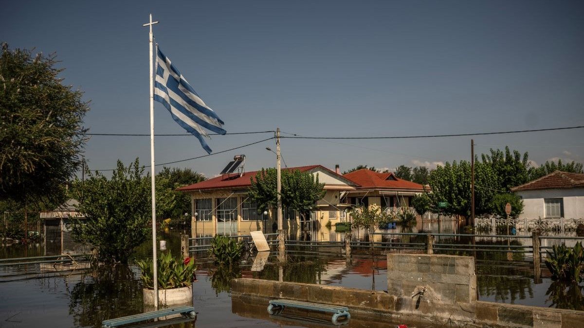 Súlyos árvíz öntötte el Görögországot (VIDEÓ)