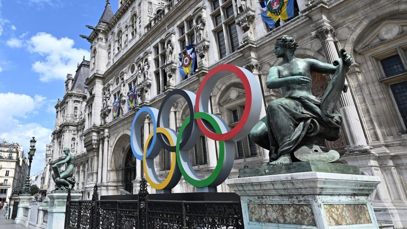 Olympic Rings at the Paris City Hall