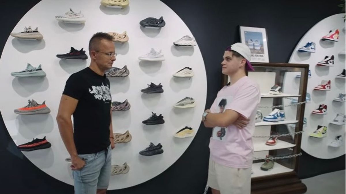 Szijjártó Péter shoppingolni ment, fiatalos sneakerre ruházott be a külügyminiszter