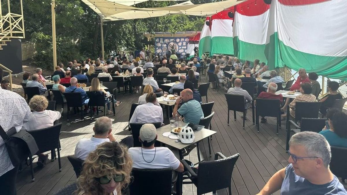 Ők hoznák újra lendületbe a baloldalt – nézze meg, kik voltak ott a SzázSzó találkozón!