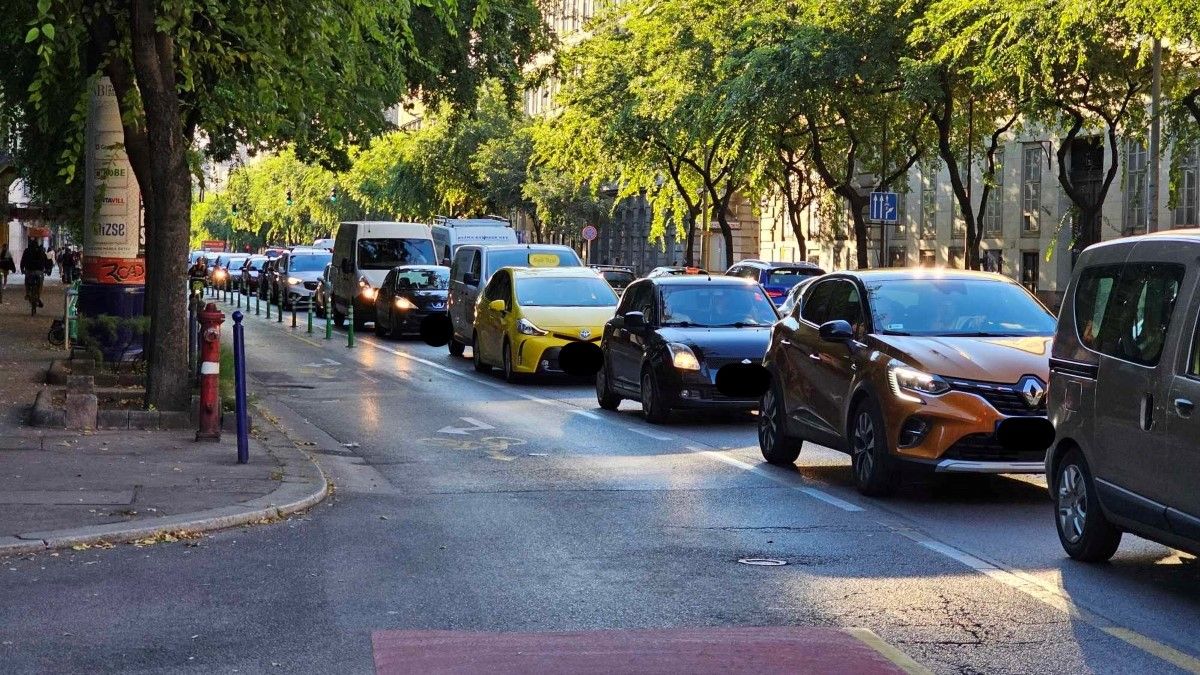 Kedd reggel is elesett Budapest