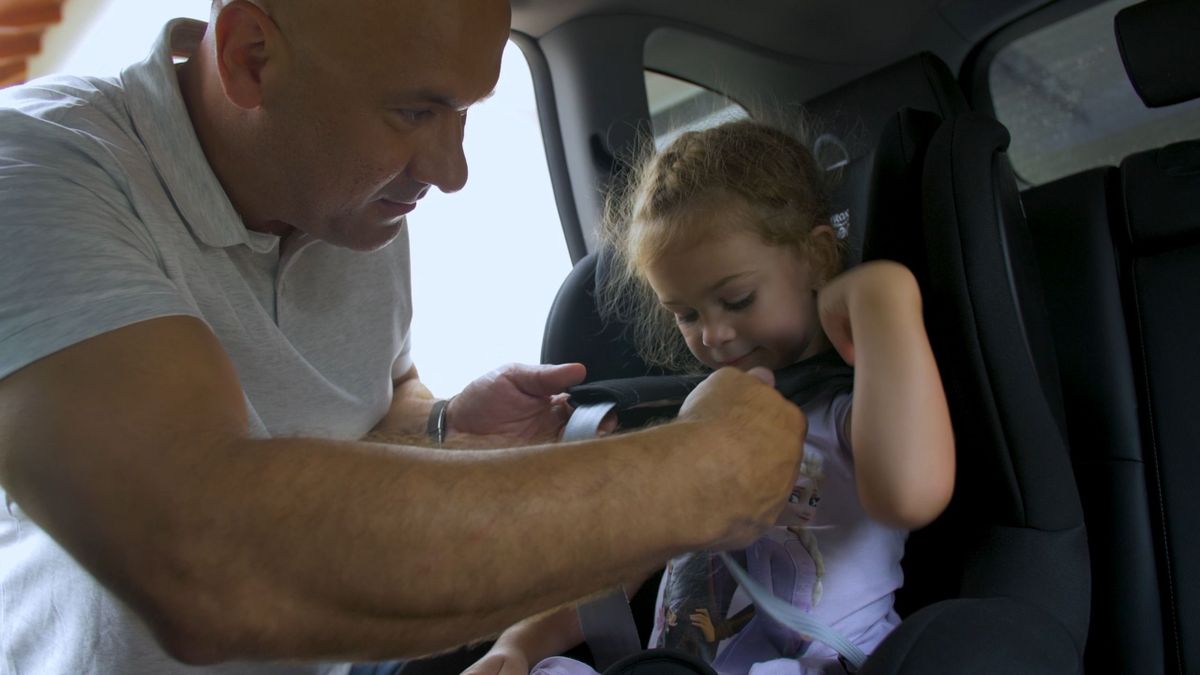 Életmentő szülők: a súlyos sérülések elkerülésének egyszerű módszereit mutatják be a gyermekmentősök (X)