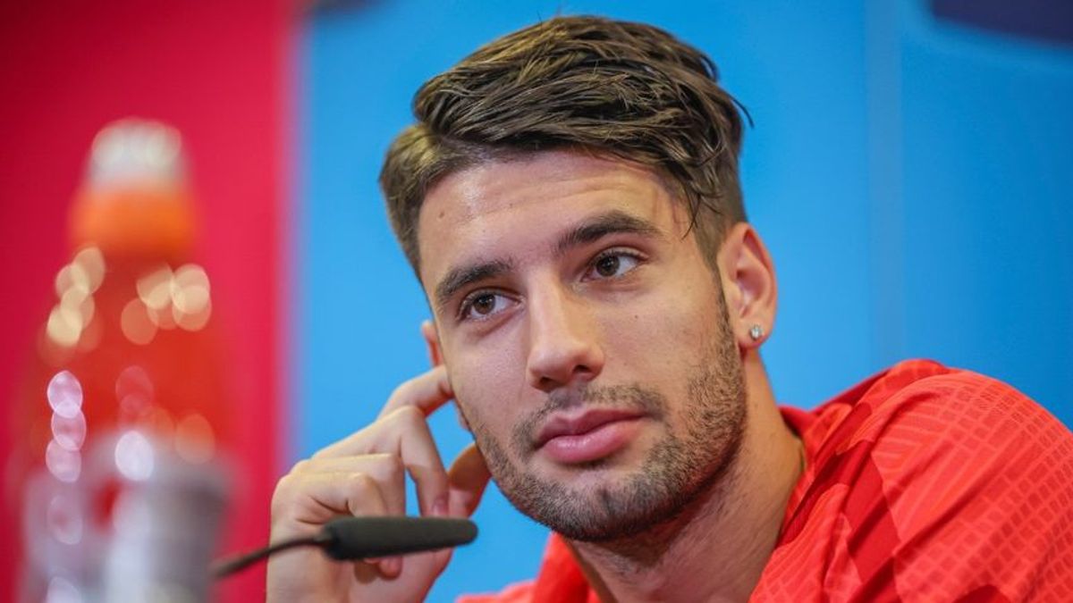 Szoboszlai Dominik a kispadra kerülhet a Liverpoolban