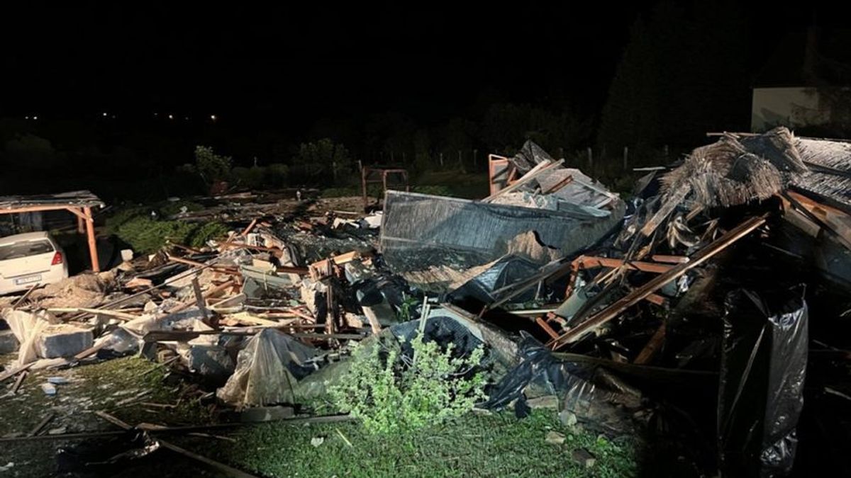 Esztergomban ugyebár egy csávó felrobbantotta magát és egyúttal a rendőröket is