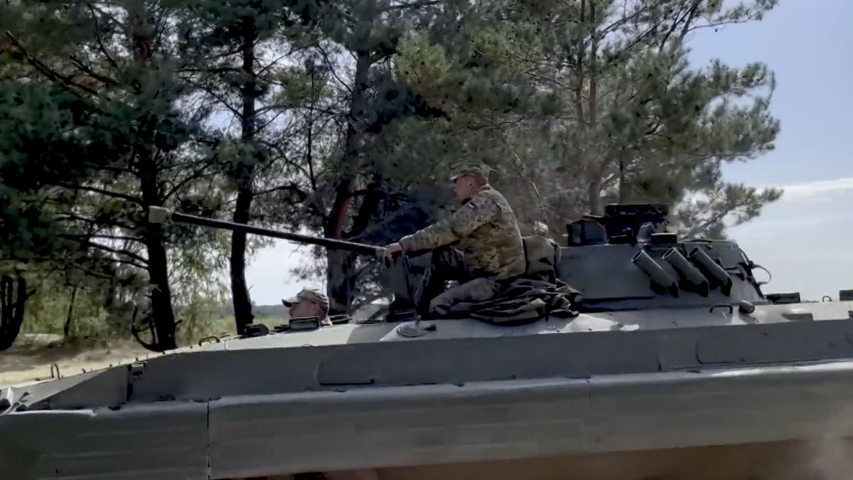 Így „hasznosították” újra az ukránok az oroszoktól lefoglalt tankokat