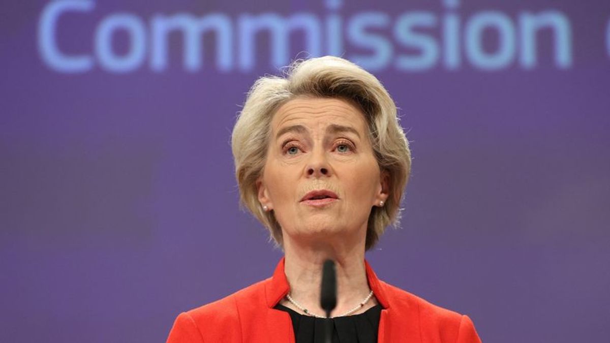 Von der Leyen nem viccel: 10 pontos akciótervet hirdetett a migránsok megfékezésére