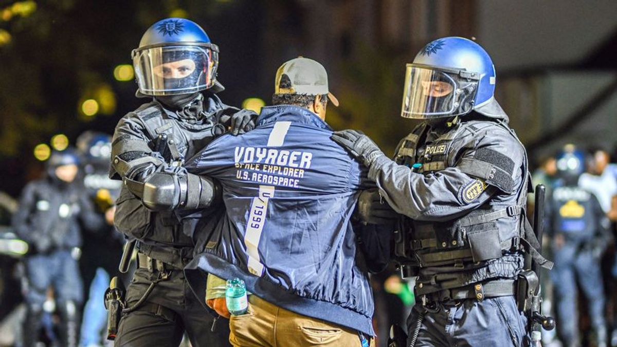 Német mindannapok: eritreai bevándorlók tomboltak az utcán (VIDEÓ)