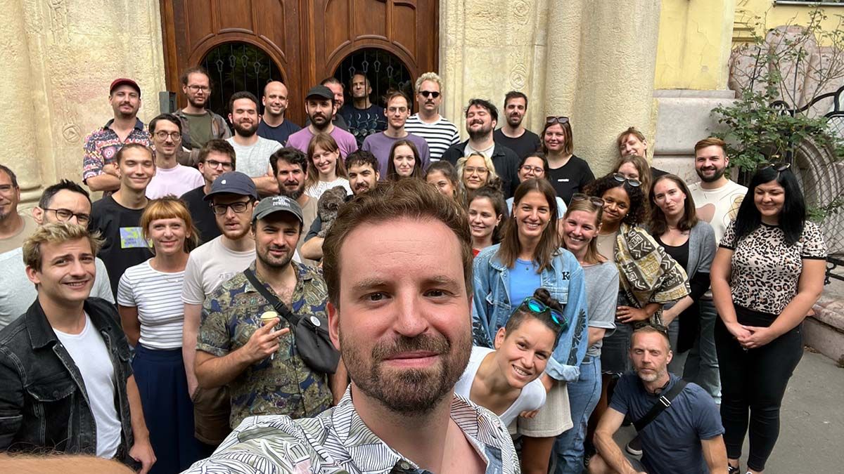 „Közfinanszírozott médium” – így ömlik a dollár a Partizánba