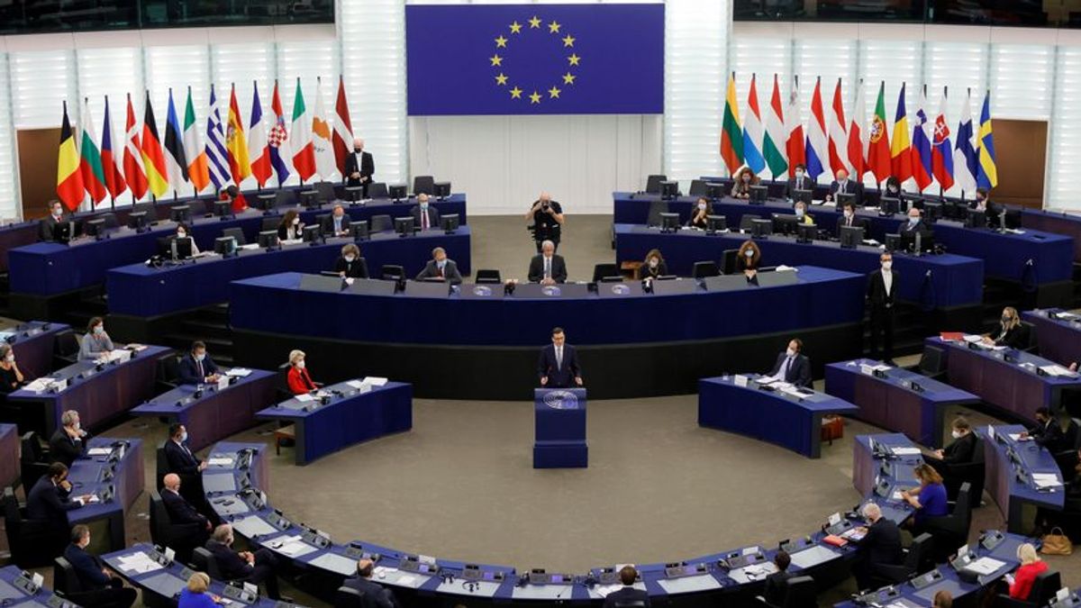 „Szükség van a tagállamok politikai elkötelezettségére” –újabb migránsmechanizmust lebegtetett be Brüsszel