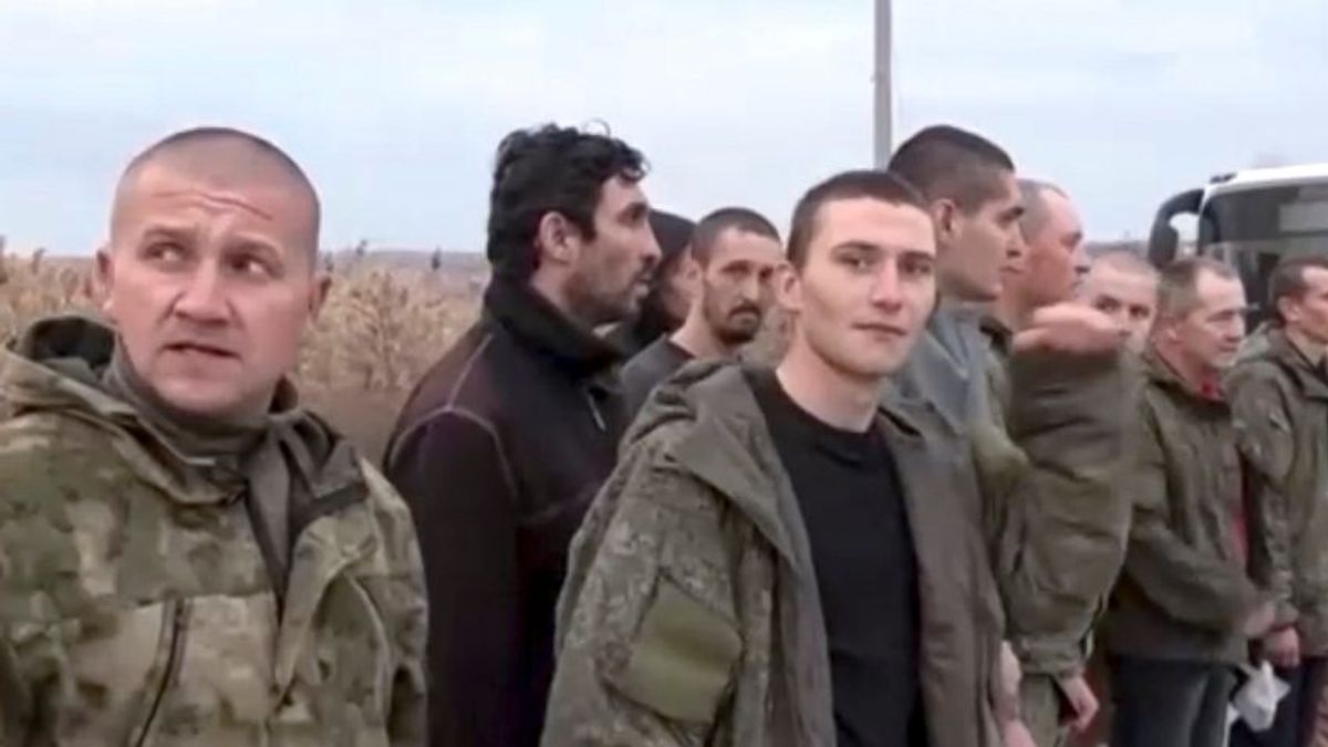 Titkosszolgálati jelentés: Közép-ázsiai migránsokat toboroz a háborújához Oroszország