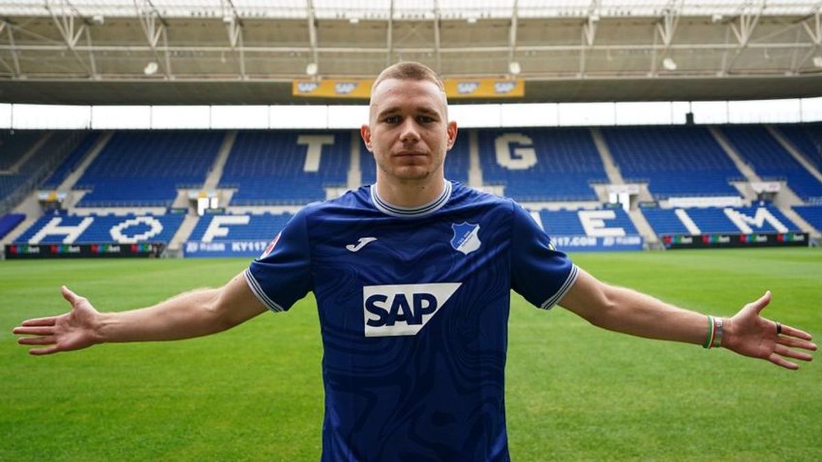 Kiderült, miért nem játszatja edzője Szalai Attilát