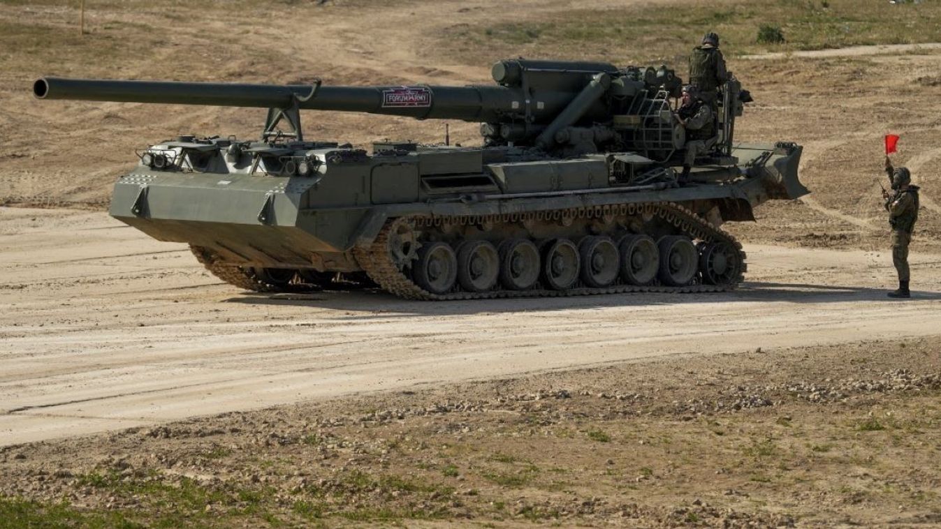  A 2S4 Tyulpan military vehicle is seen during the International Military-Technical Forum "Army 2022" at Kubinka military training ground in Moscow, Russia on August 17, 2022.