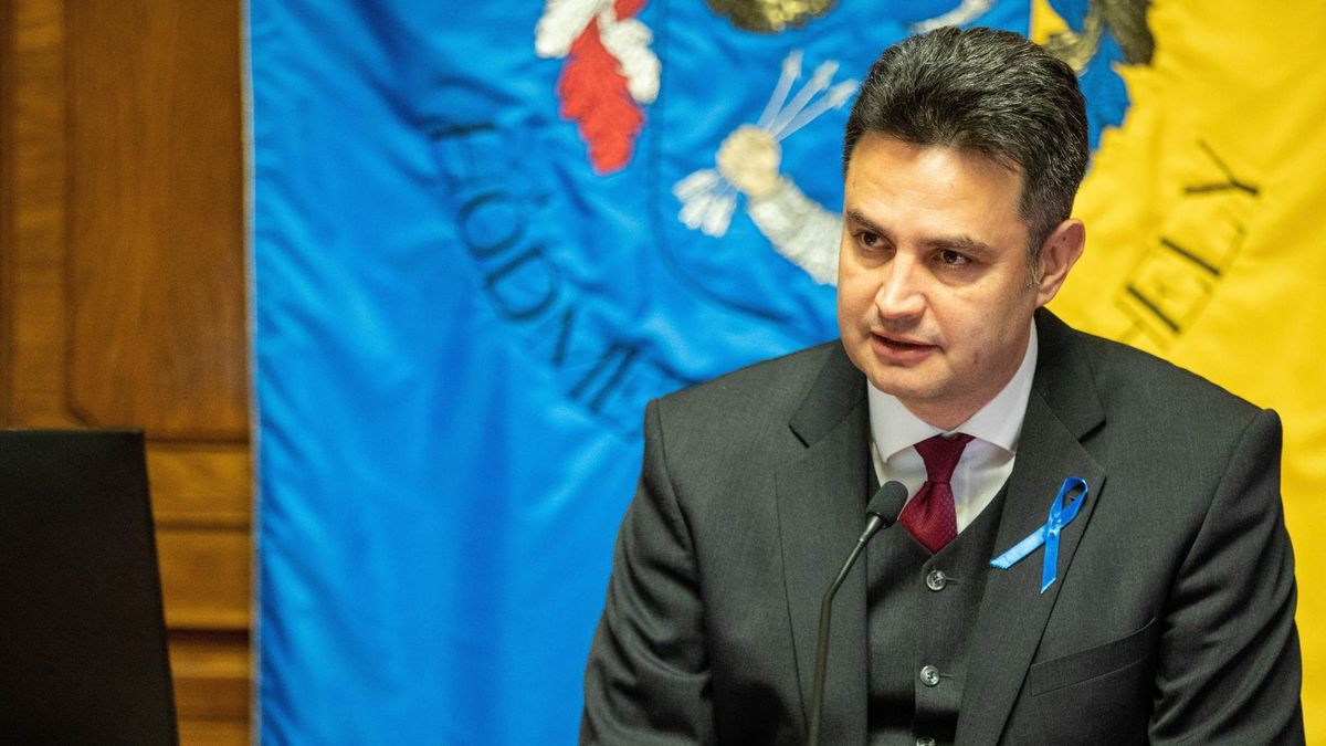 Márki-Zay Péterék politikai boszorkányüldözést folytatnak a helyi református iskola ellen