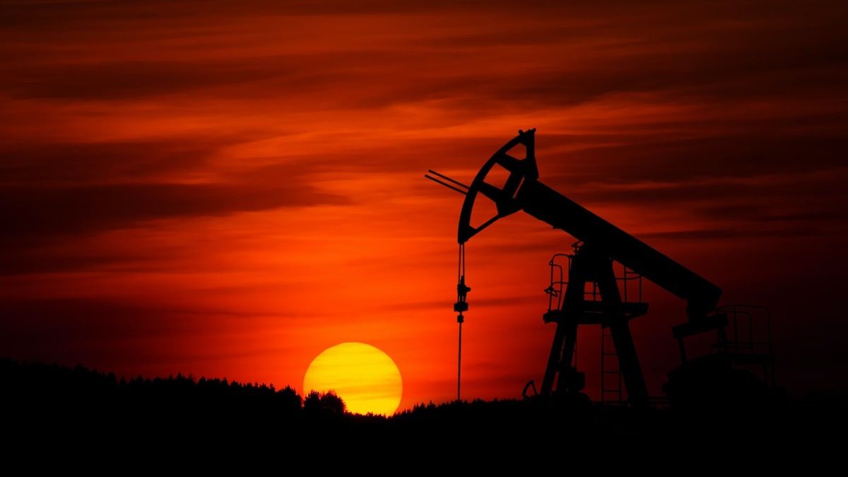 Nőhetnek-e tovább a benzinárak a palesztin–izraeli háború miatt?