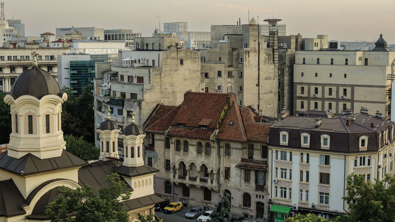 Bucharest,,Romania,-,July,30,,2022:,Old,Part,Of,Bucharest