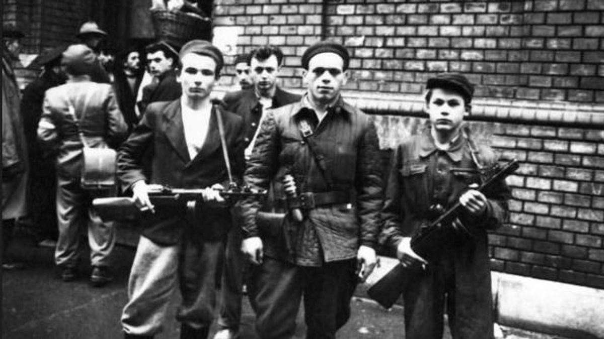 Nem vagyunk mi elvtársak!