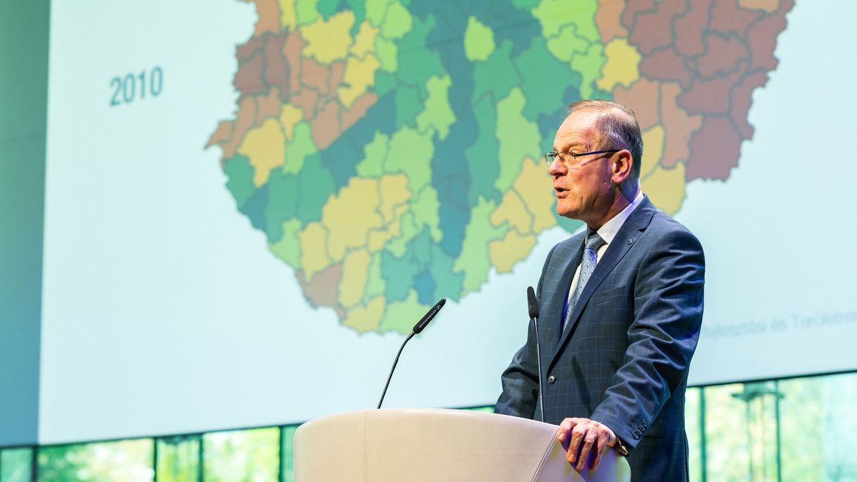 Navracsics Tibor: A vidék nem értelmezhető a városok nélkül