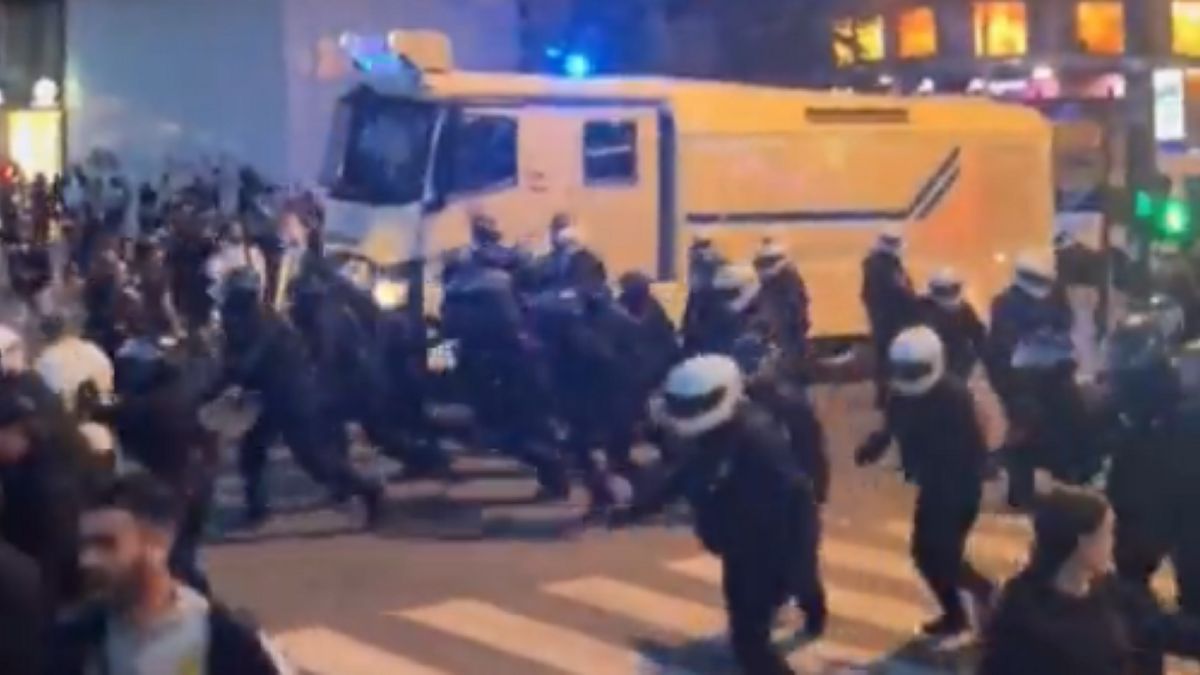 Könnygázzal oszlatták a rendőrök a Hamász-párti tüntetést Párizsban (videó) – Mandiner