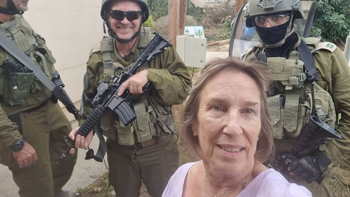 „A terroristák megpróbáltak betörni a házamba. Azt gondoltam: soha többé nem látom a napot" – egy megtámadott izraeli kibuc túlélője a Mandinernek