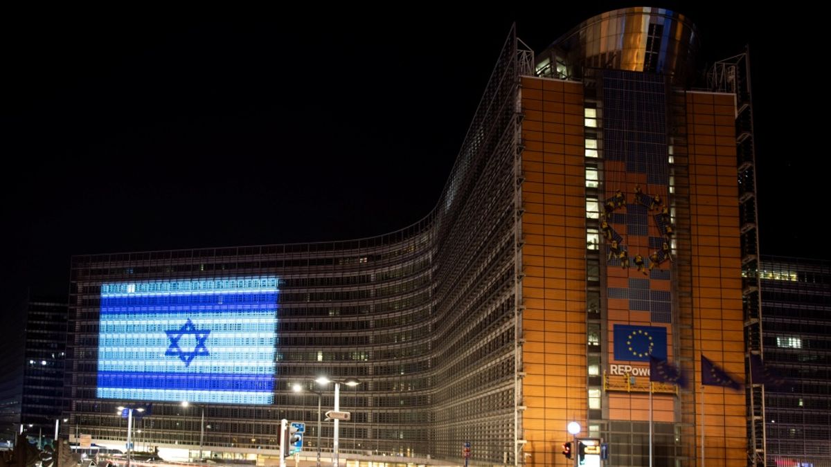 Az Európai Bizottság még nem tudja, finanszírozza-e a palesztin terroristákat