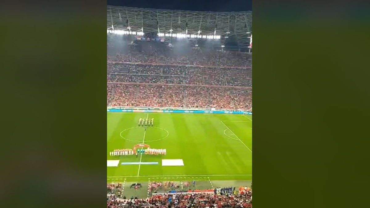 Tízezrek torkából szólt a Himnusz a Puskás Stadionban szombaton (Videó)