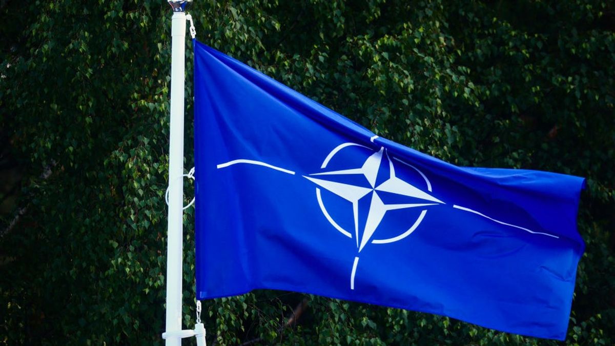 Francia politikus: Ki kell lépni NATO-ból és le kell rombolni a katonai szövetséget