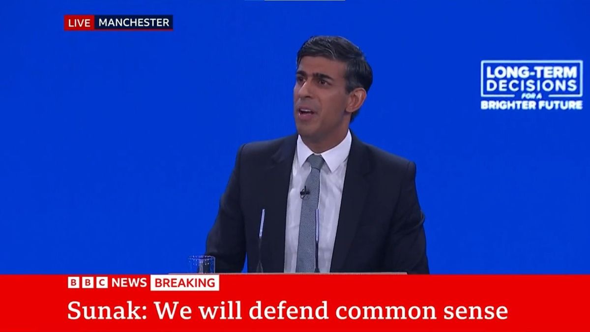 Odaszúrt a transzlobbinak a brit miniszterelnök