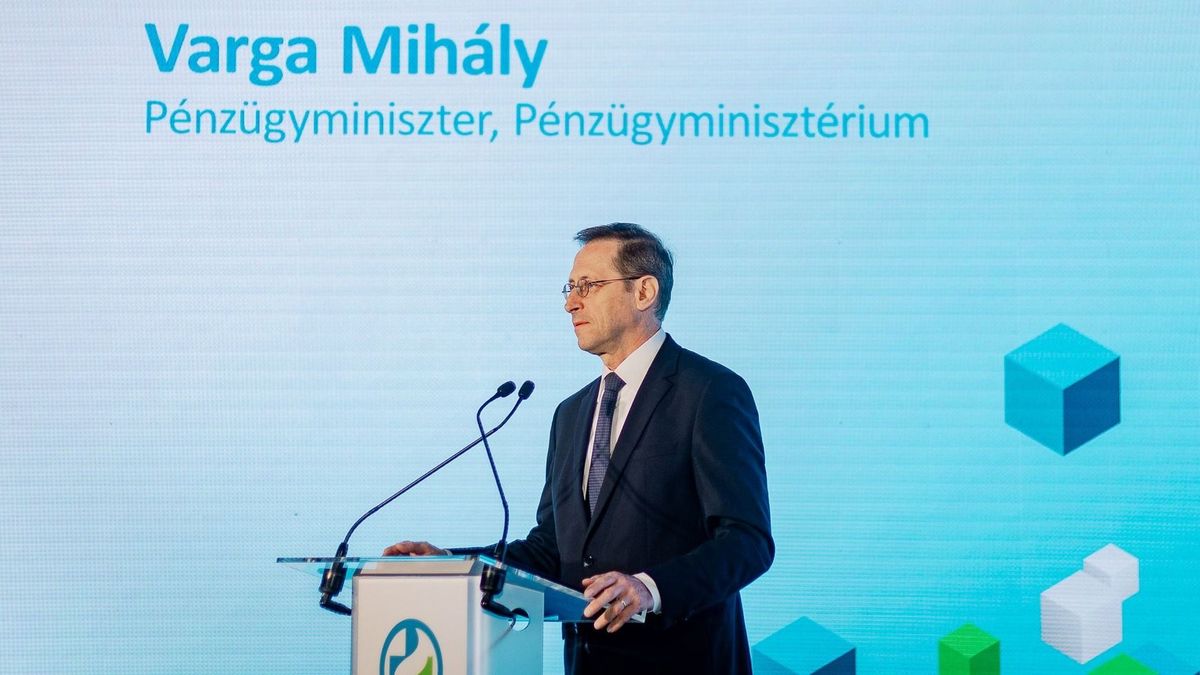 Biztos nem lehetett könnyű, de Brüsszel ezúttal megdicsérte Magyarországot