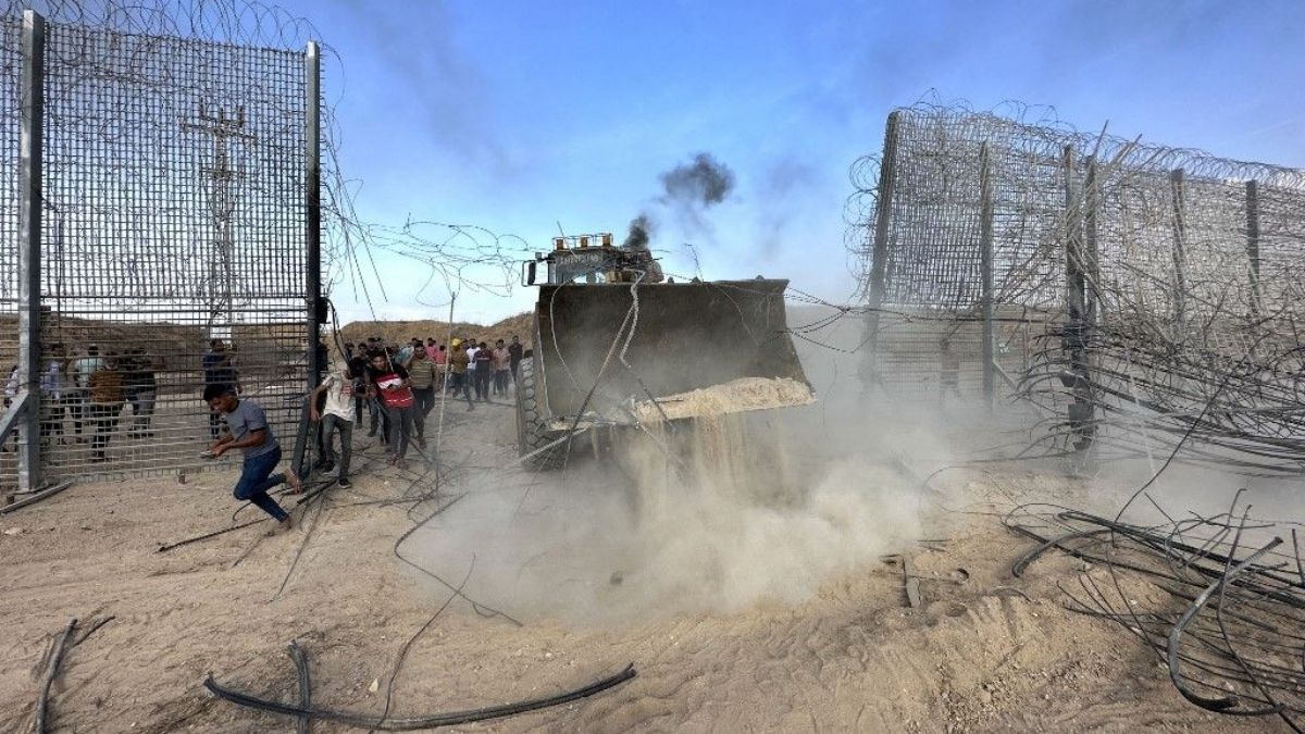 Az iráni ajatollah egyik tanácsadója gratulált a Hamásznak az izraeli támadásokért