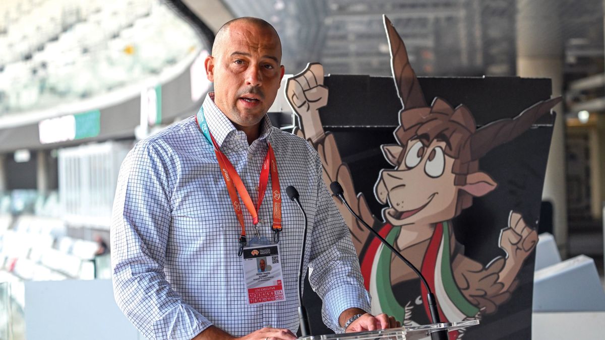 Mozgásba hozzuk az országot – Schmidt Ádám a Mandinernek