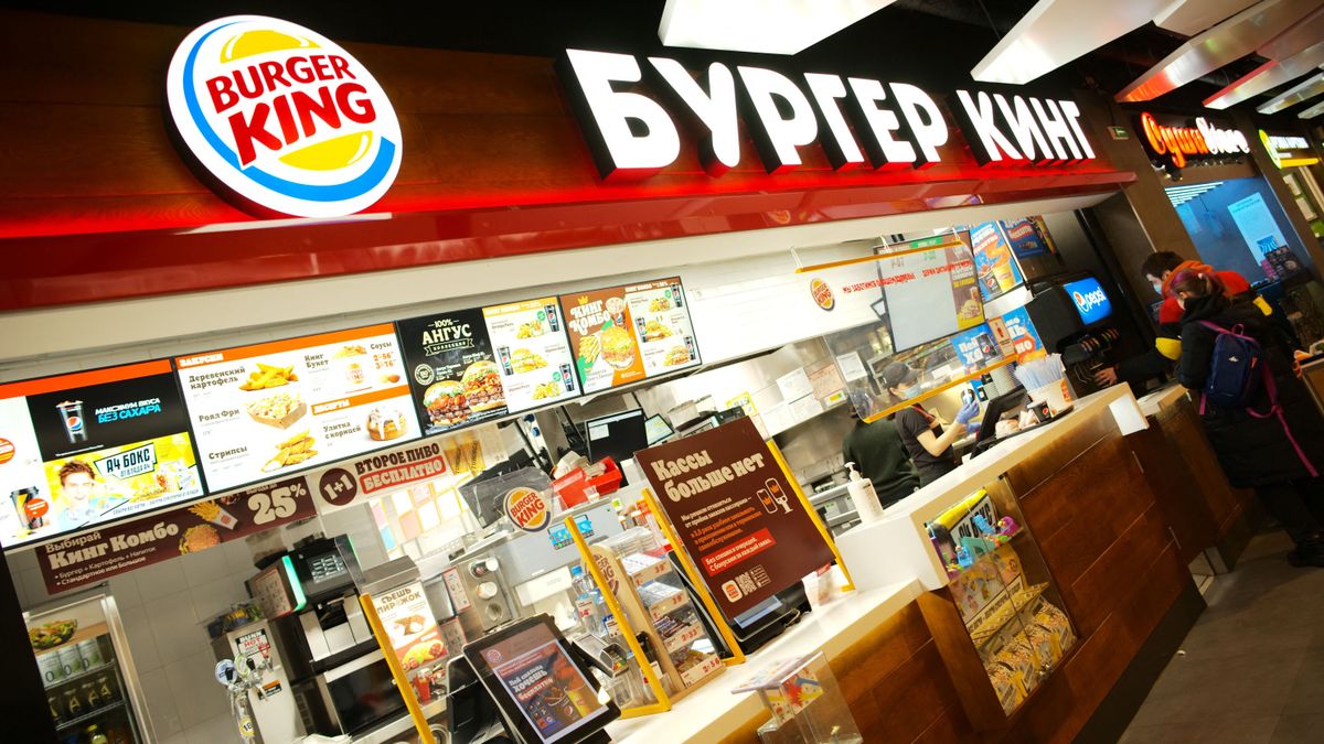 A pénz beszél: a Burger King továbbra is nyitva tart Oroszországban, pedig ígéretet tettek