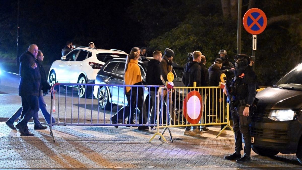 Kiderült: a korábbi svéd bevándorláspárti miniszterelnököt azonnal kimenekítették a brüsszeli terrortámadás alatt