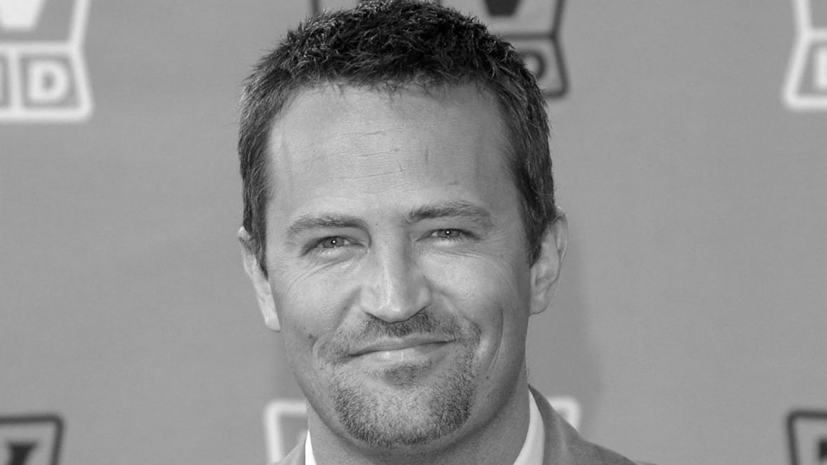 Elhunyt Matthew Perry, a Jóbarátok Chandlerje