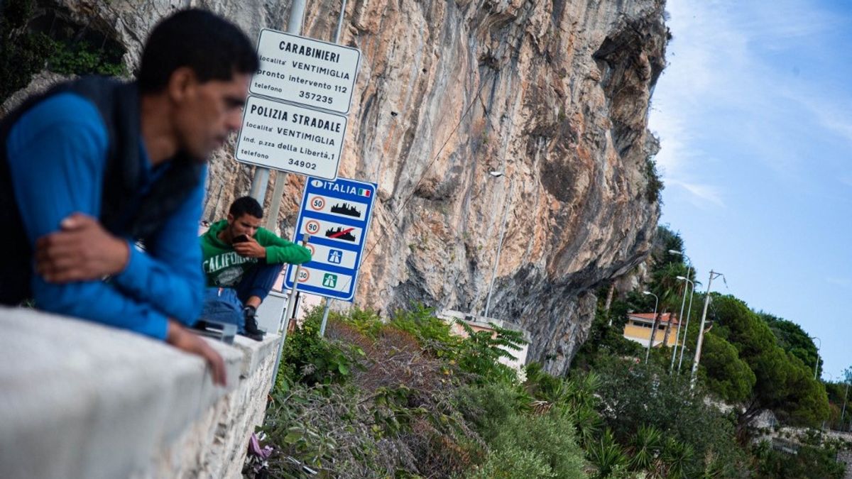 Már az Alpokon is átvágnak át a migránsok, hogy Franciaországba jussanak