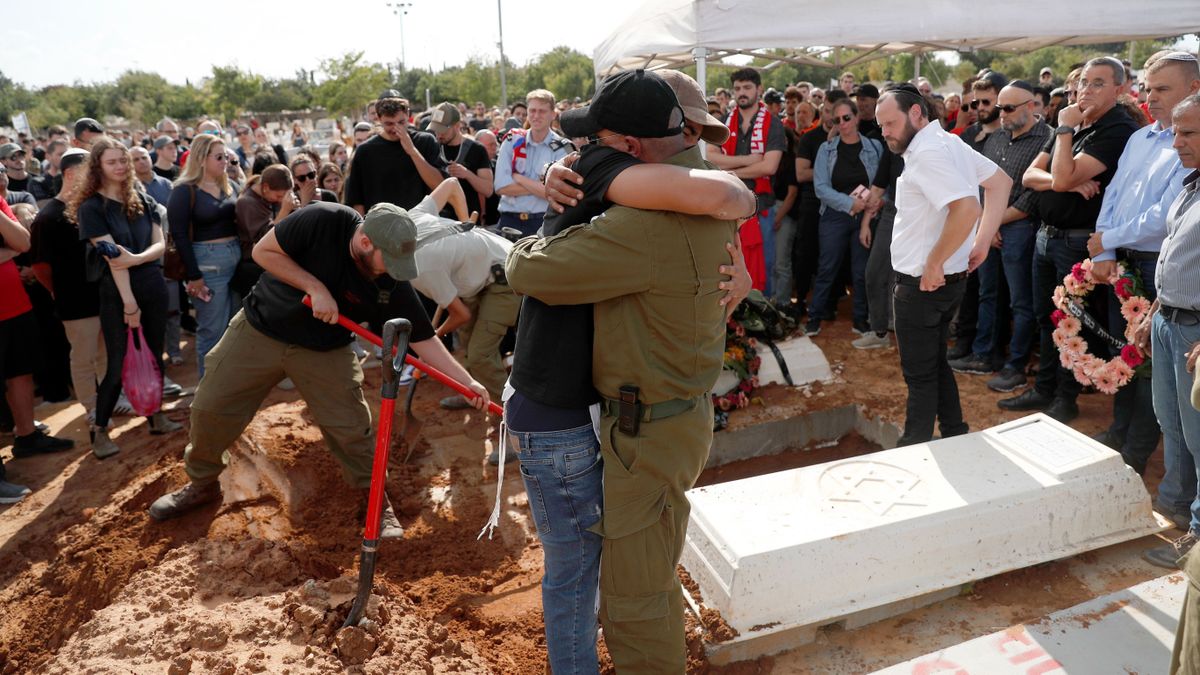 Több túszt rabolt el a Hamász, mint eddig Izraelben hitték