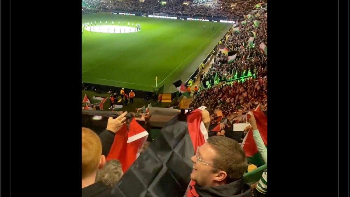 Palesztin zászlókat lengettek egy BL-meccsen (VIDEÓ)
