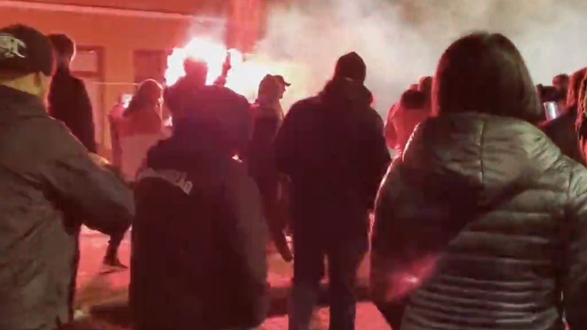 Libabőr: így vonultak a magyar szurkolók a litván meccs előtt (Videó)