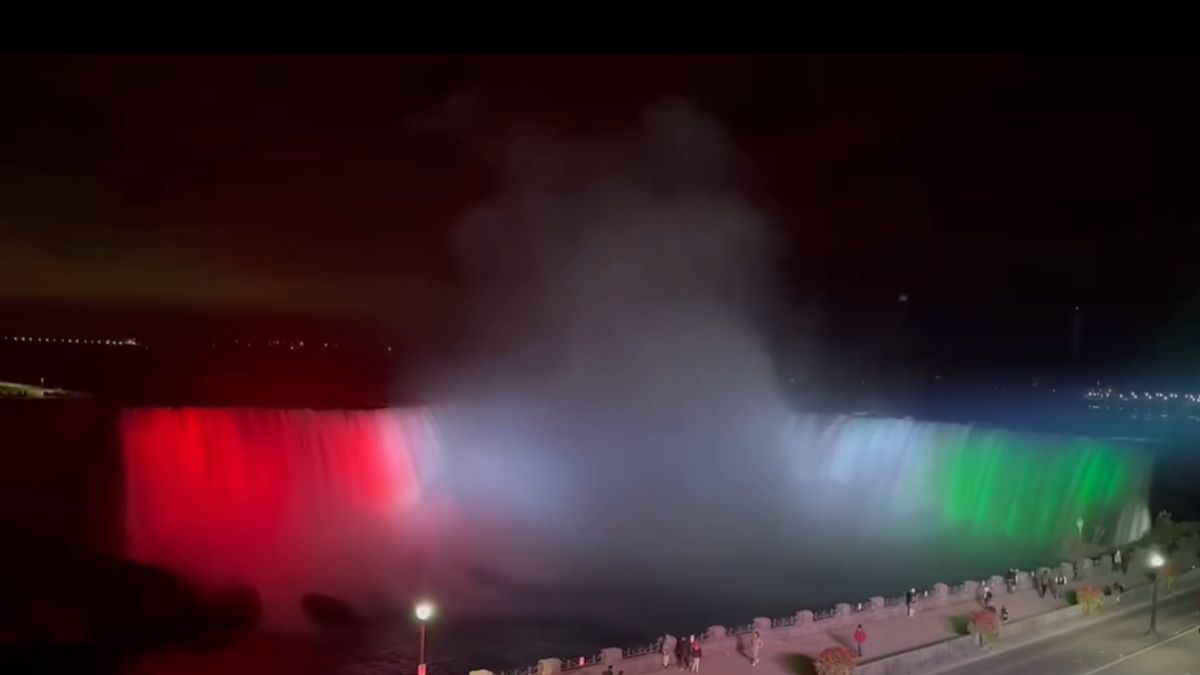 Magyar nemzeti színekbe borult a Niagara-vízesés