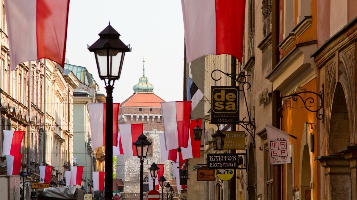Innen szép nyerni – szakértő a sorsdöntő lengyel választásokról