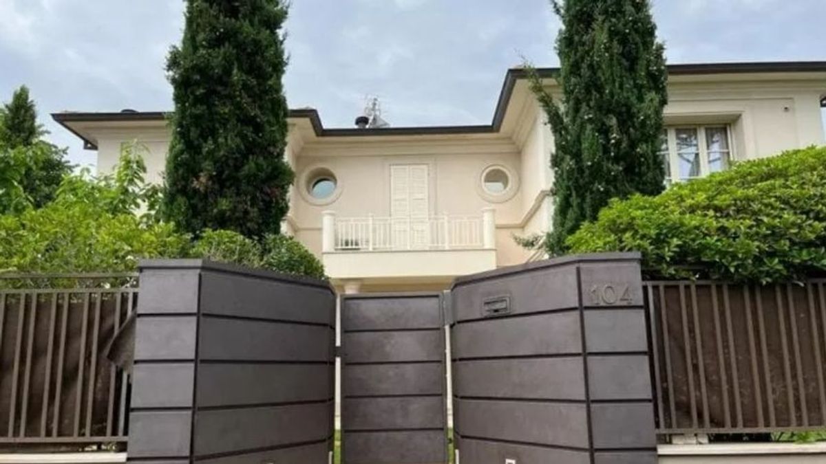 Moszkva elárverezi Zelenszkij krími villáját