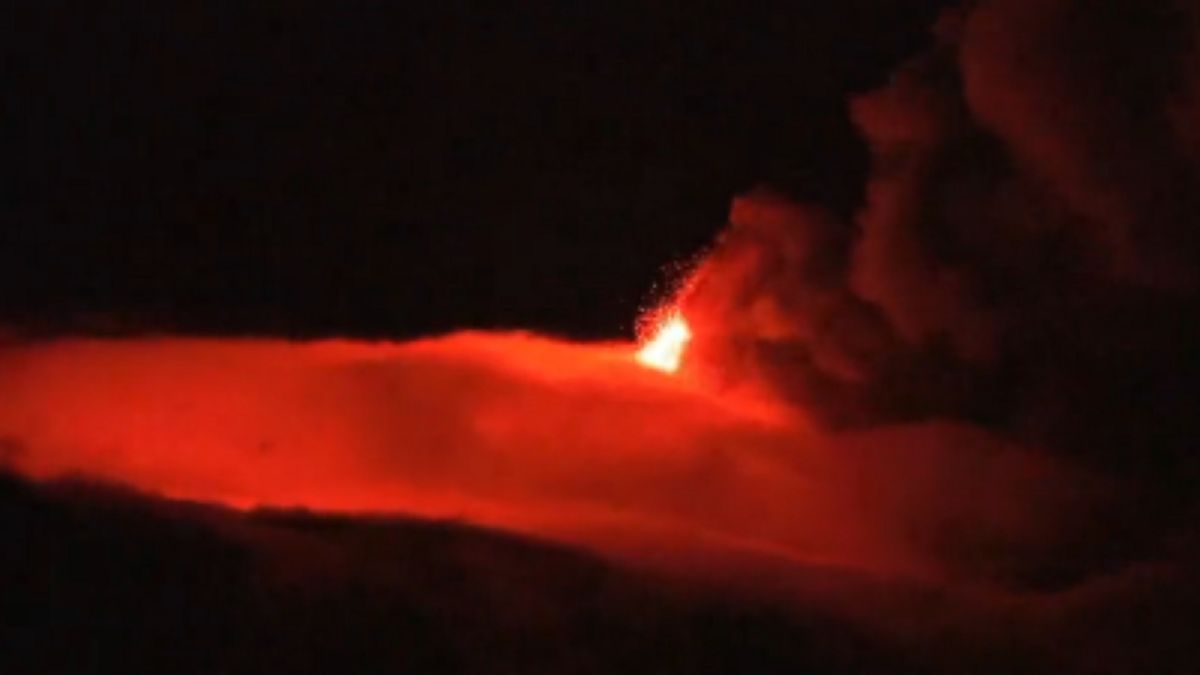 Robbanások kíséretében tört ki az Etna (VIDEÓ)