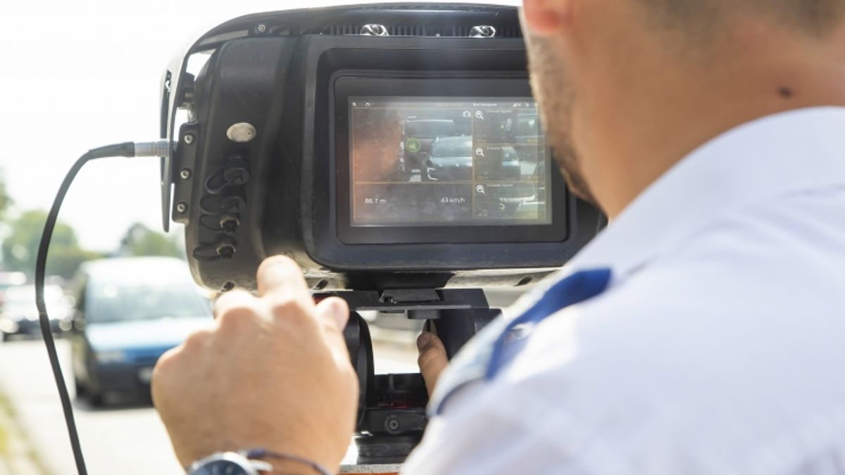 „Bocsánat, nem vagyok idevalósi” – tíz kifogás, amivel a gyorshajtók fárasztják a rendőröket