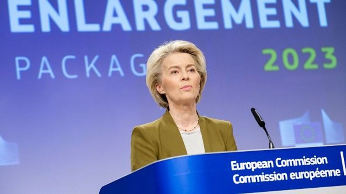 Így tussolják el Brüsszelben Ursula von der Leyen korrupciós ügyét
