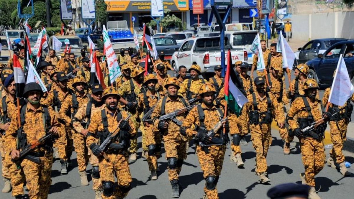 Izraelinek néztek egy japán hajót a húti lázadók, lefoglalták