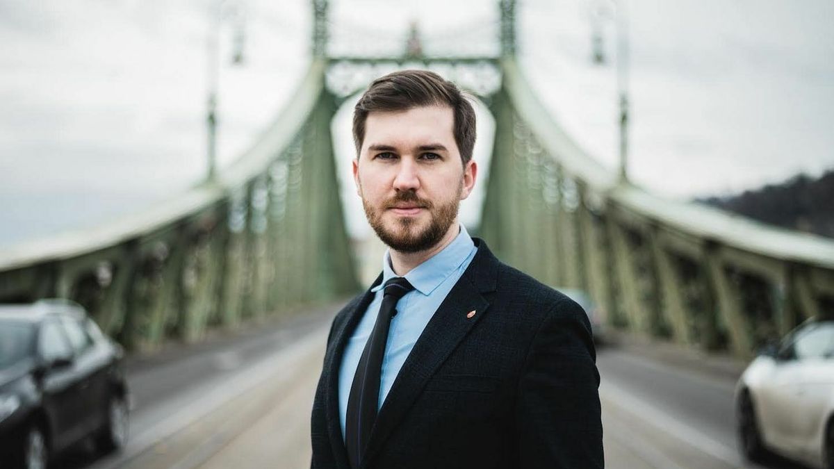 Végül is parádés teljesítmény: a Momentum elnöke gyakorlatilag az összes megszólalásában téved – de tényleg, szó szerint mindegyikben