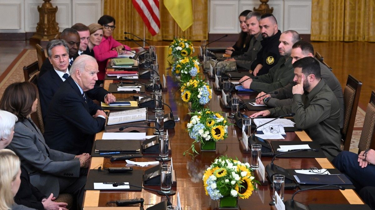 Az ukrán beteg lélegeztetőgépen van, de egyre fogytán az amerikai oxigén