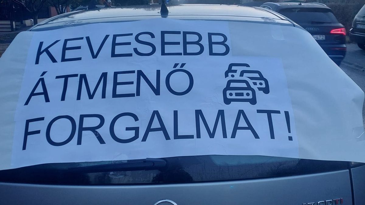 DK-s polgármester ellen tüntettek Budapesten